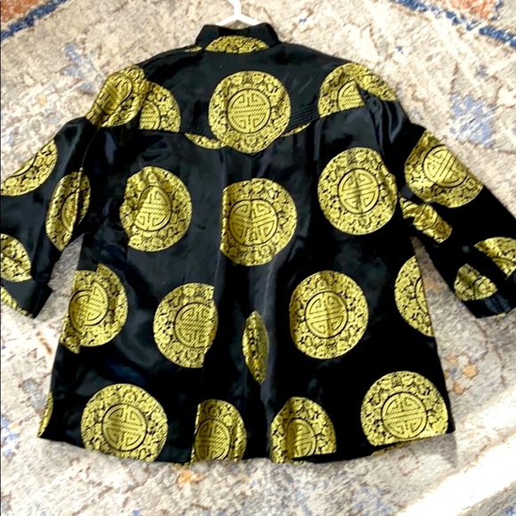Woman’s Medallion Asian Silk Jacket SMALL - Picture 2 of 6